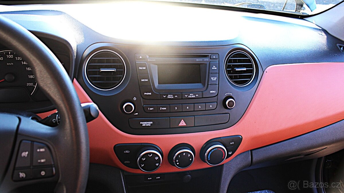 Hyundai i10 1.0i - 13