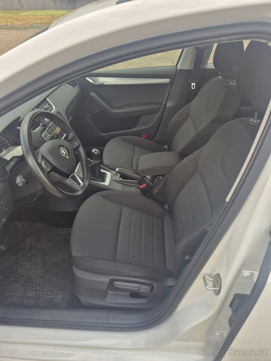 Škoda Octavia combi 3 1.6 tdi 81KW - 13
