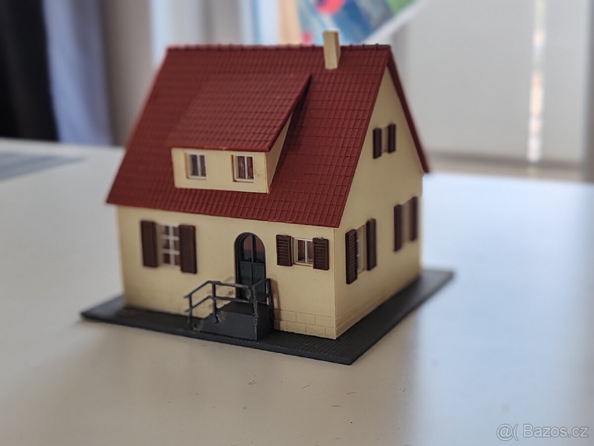 Domek model H0 - 13