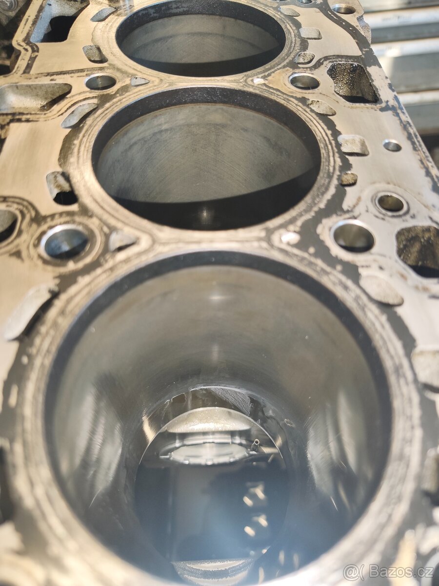 Blok BMW n47d20 A C - 13