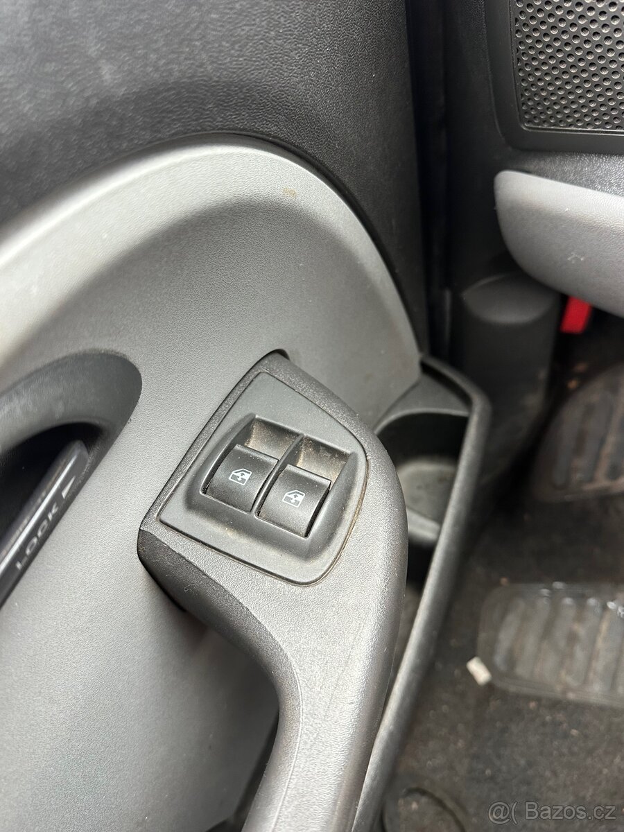 Fiat Doblo Cargo 1.4, 5 míst - 13