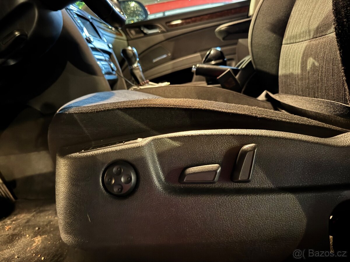 ŠKODA SUPERB 1.8 TSI • 118 kW • 2014 • Facelift • Sedan - 13