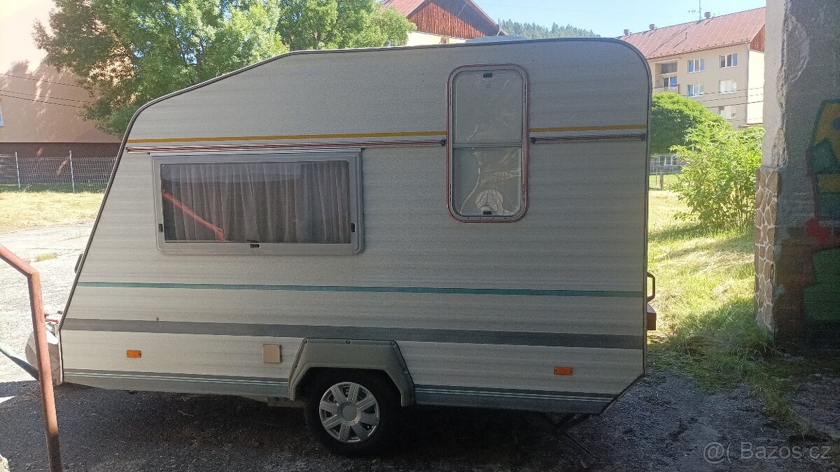 Malý karavan pro 2 osoby - 13