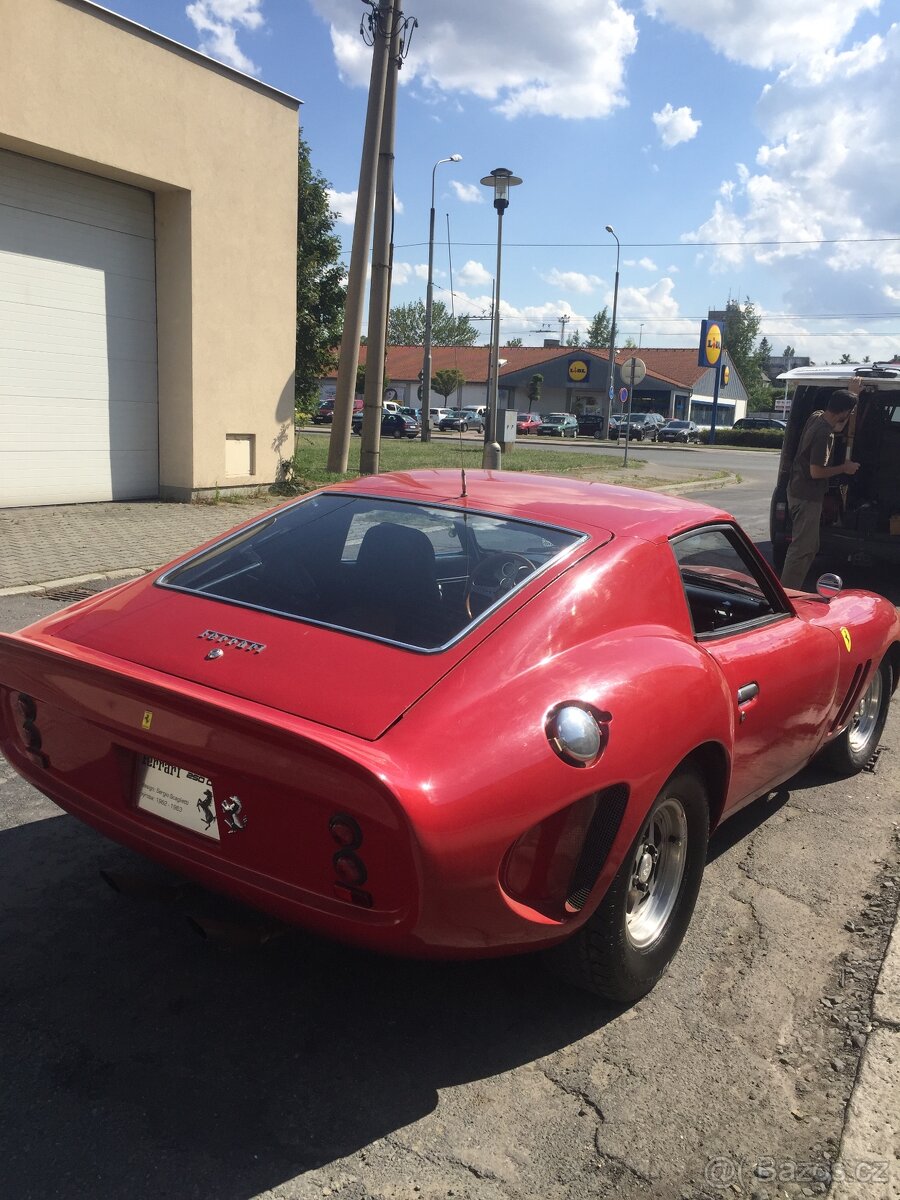 Ferrari 250 GTO - 13