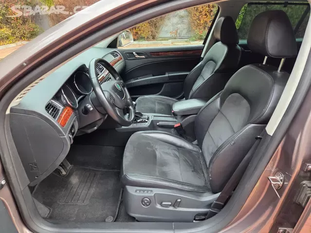 Superb 2.0 TDI 125kW Elegance DSG,tažné,xenon,navi - 13