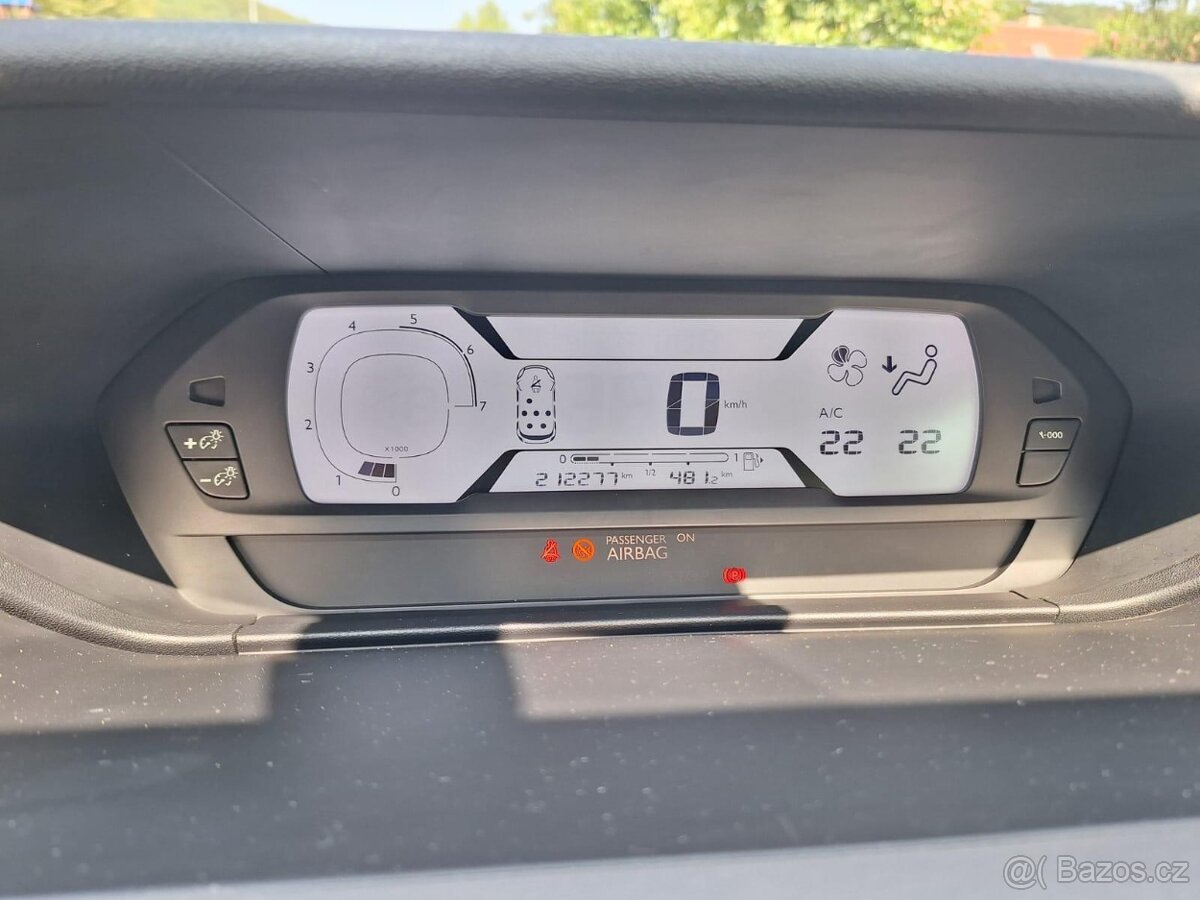 Citroën C4 Grand Picasso 2.0 Hdi, 7 míst, 2015 - 13