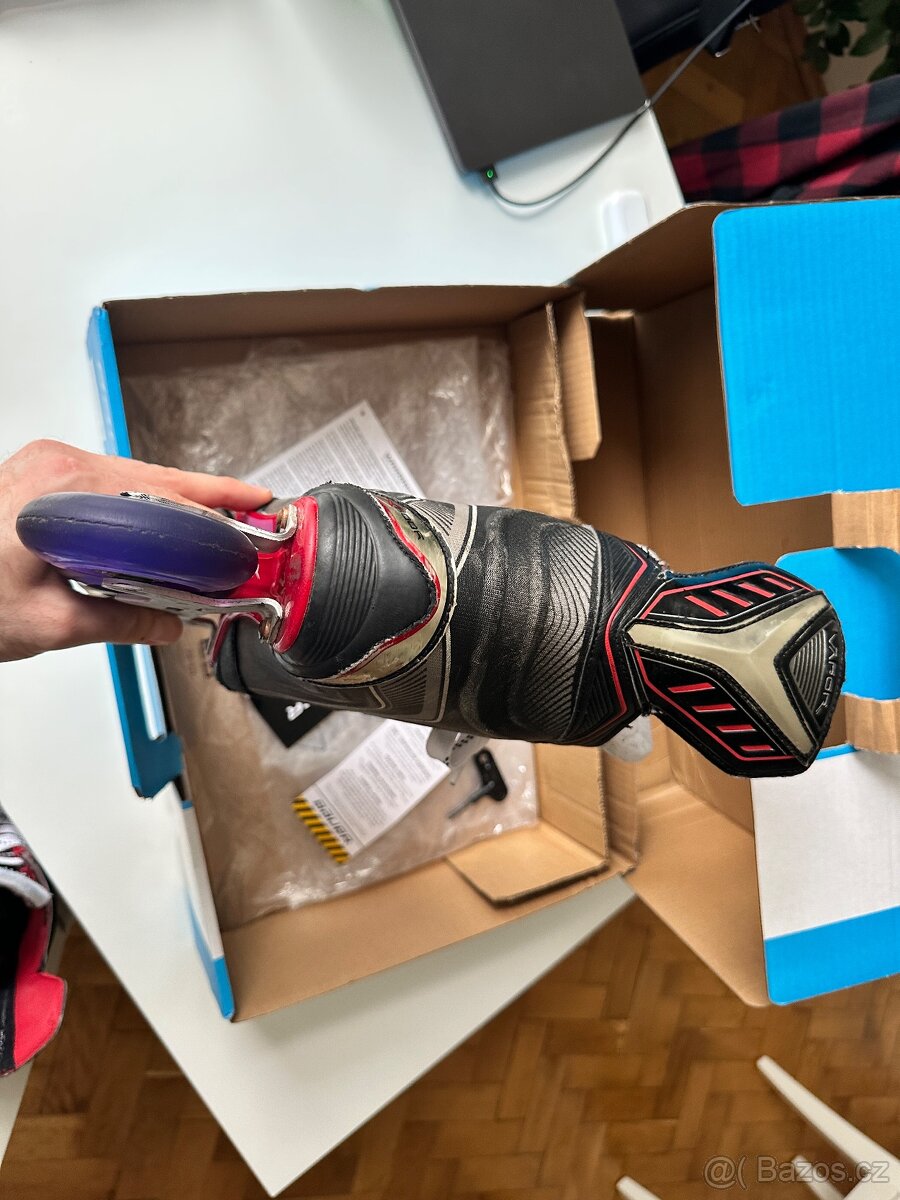 Prodam inline brusle BAUER Vapor X600R vel. 9R - 13