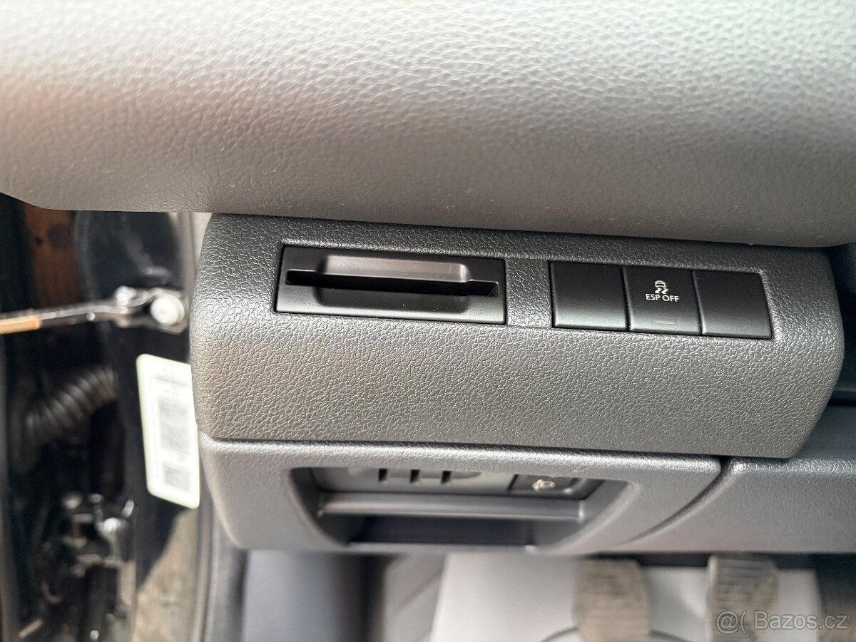 Peugeot 3008, 1,6 88kW, SERVISKA - 13