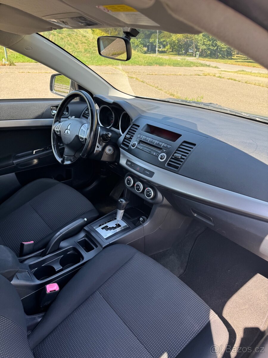Prodám Mitsubishi Lancer |1.8 benzín | automat | - 13