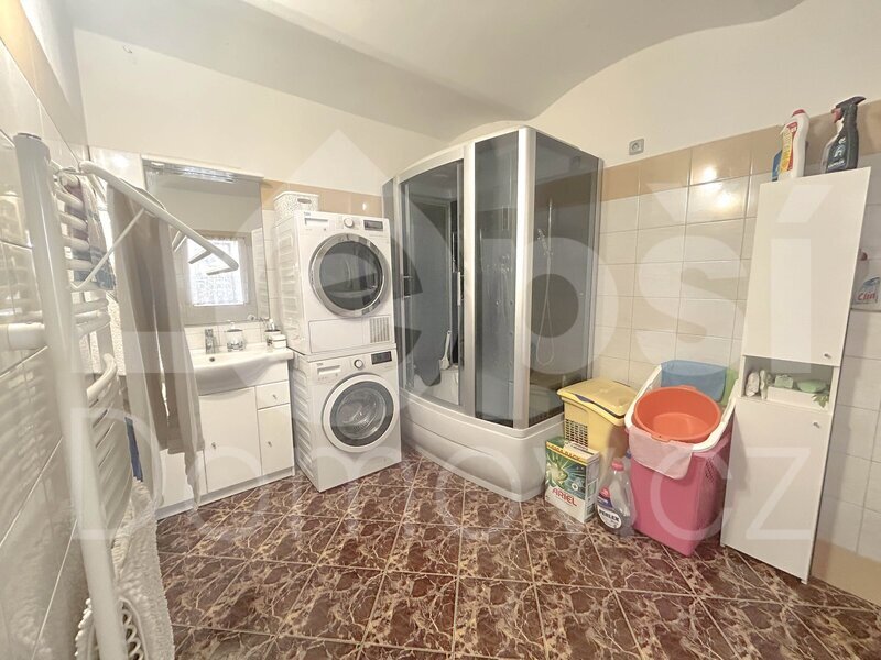 Prodej RD Skorošice se stolárnou a pozemkem 3066 m2 - 13