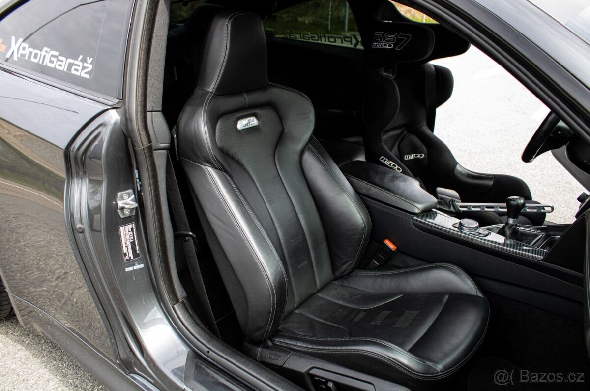BMW M4 F82 / MT6 / 2015 - 13