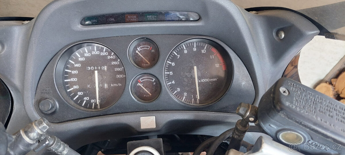 Prodám Honda CBR 1000F SC24 - 13