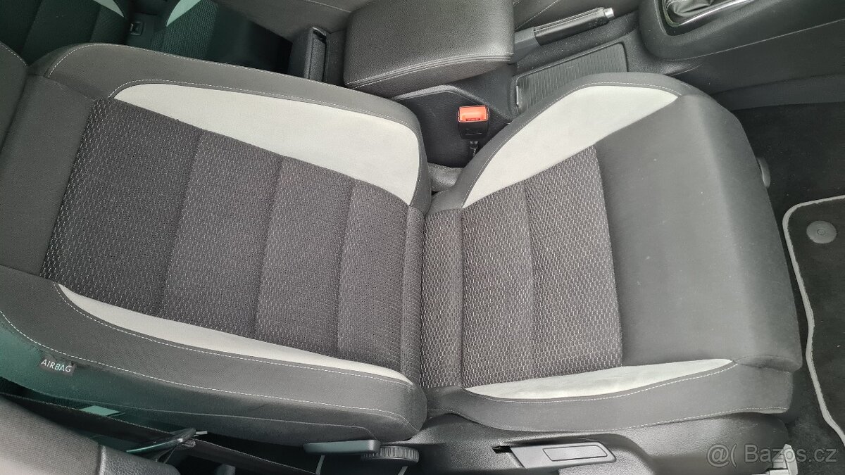 VOLKSWAGEN GOLF 6 R - 2,0TSi 199kW 4x4 - DSG. - 13