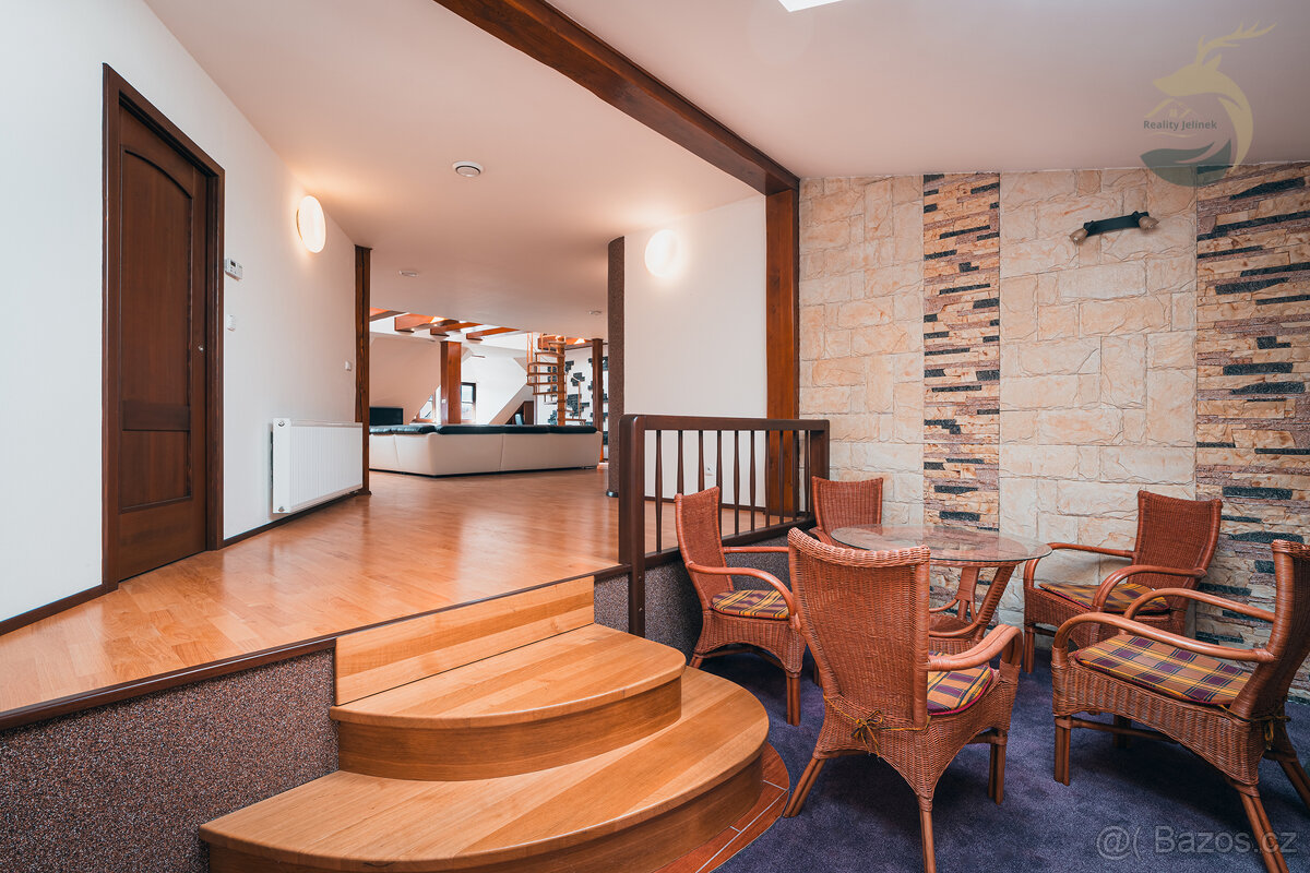 Výnos až 8,5%, investiční dům v srdci Šumavy. KORUNA , o vým - 13