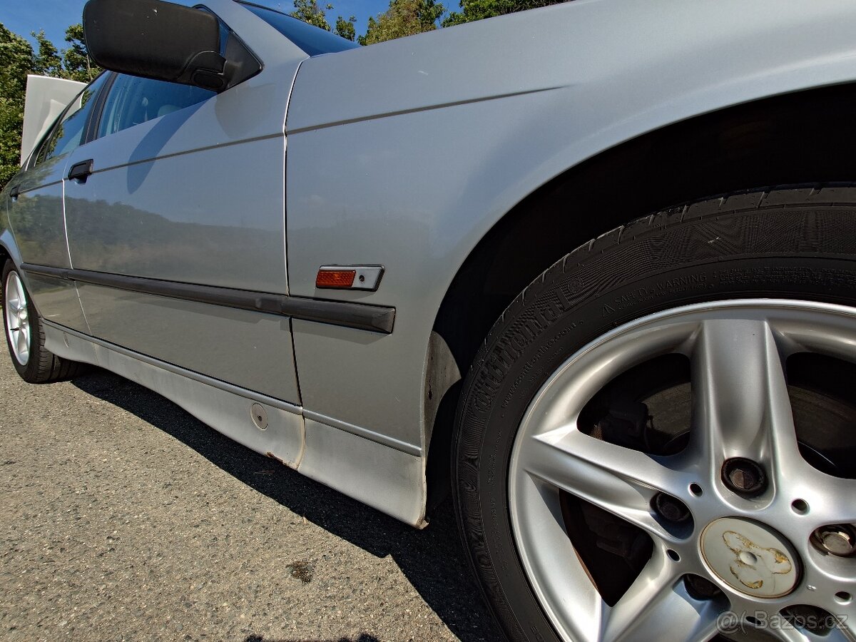 BMW E36 318iS Sedan r.v. 1994 - 13