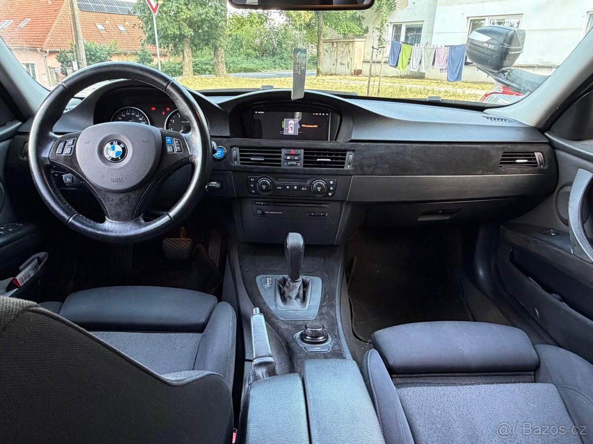 BMW 325i E90 - 13