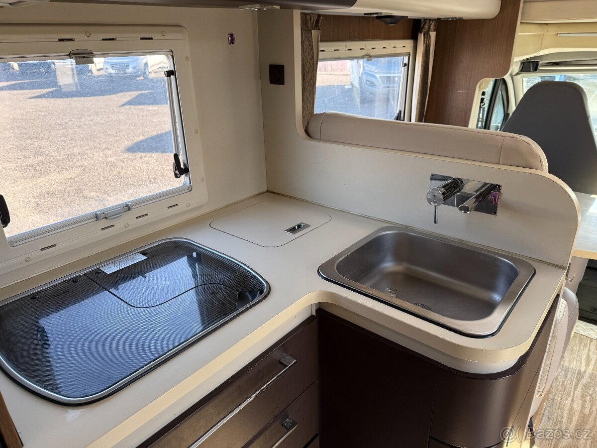 Obytné auto - Roller Team Granduca, 2012, 3.0 jtd, solár - 13