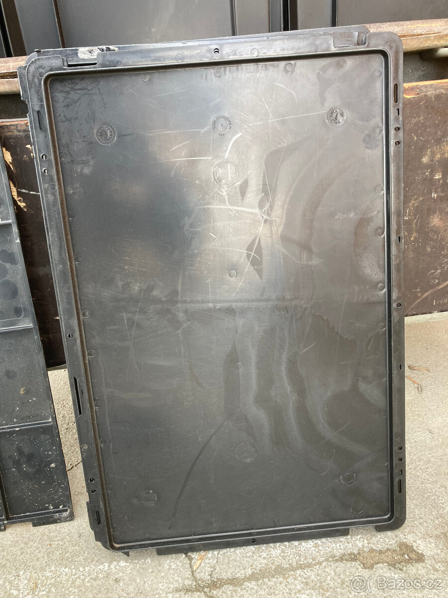 Ukládací box plastový, přepravka s víkem KLT 4622 za 200 kč - 13