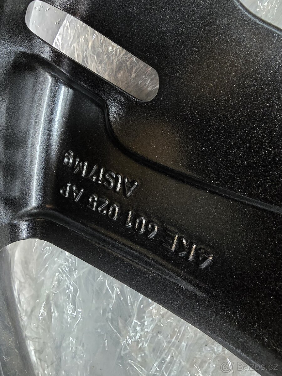 Nová originální ALU kola Audi R20 - 13