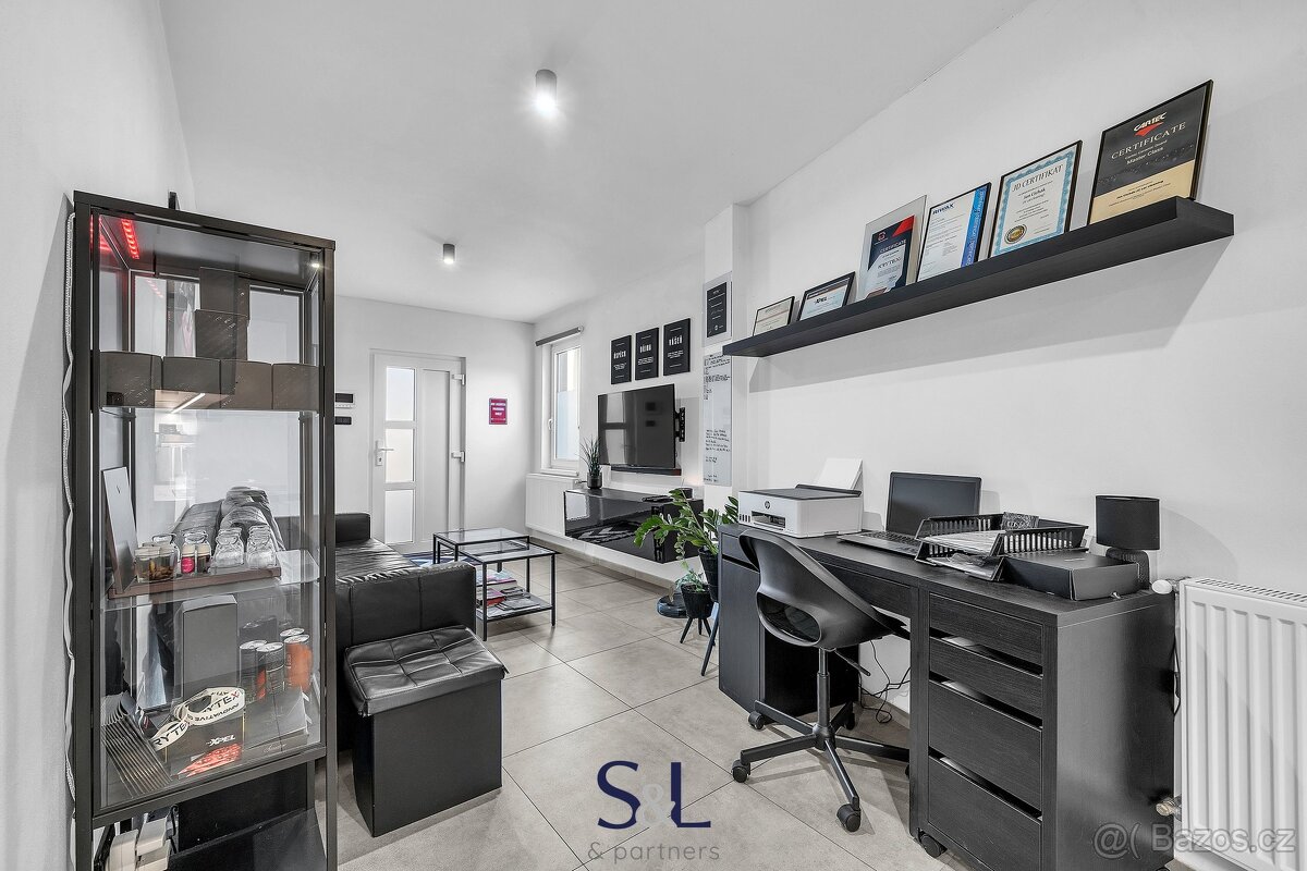 Prodej obchodního prostoru 325 m², Nový Bor, ev.č. 01370 - 13