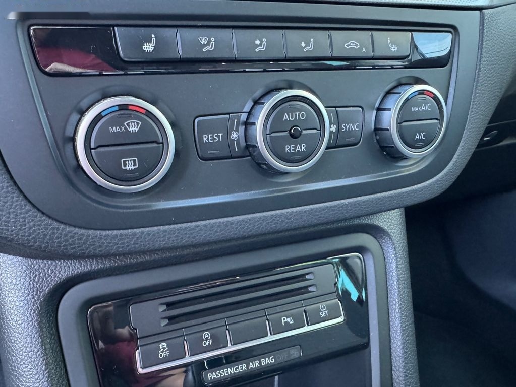 Volkswagen Sharan,2.0TDI DSG 7 míst - 13