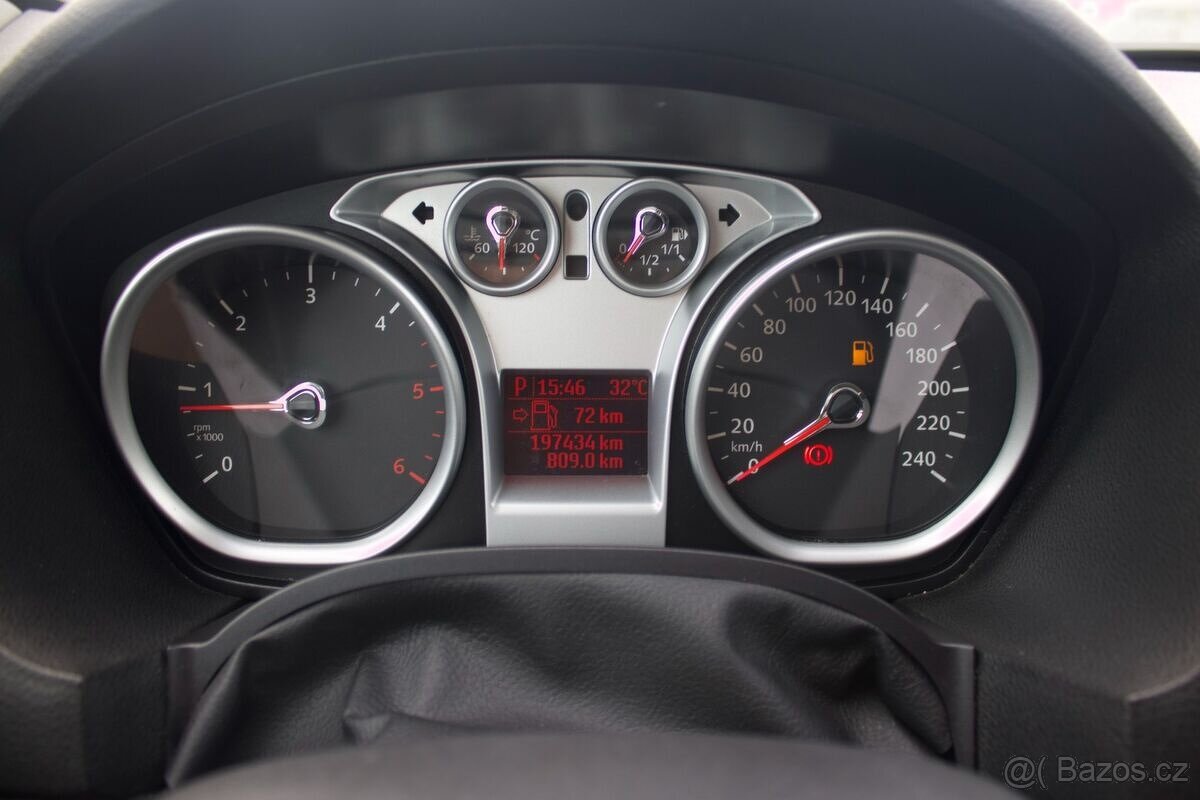 Ford Kuga 2.0 TDCi Titanium AWD / 103kW / M6 / 2013 - 13