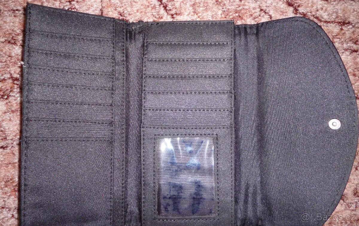 Peněženky, psaníčka a kabelka - SLEVY - 13