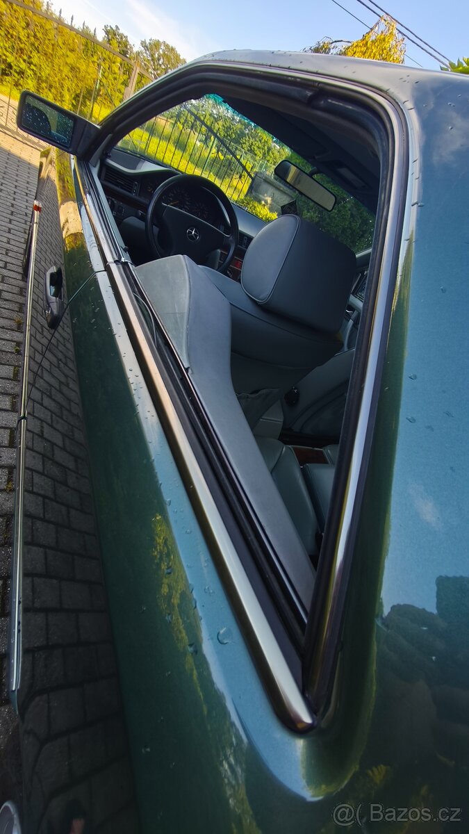 Mercedes C124 230CE servisovaný s historií - 13