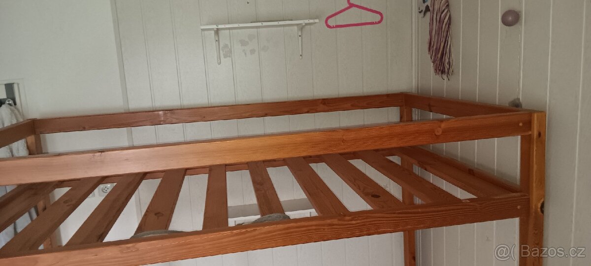 Dřevěná palanda - 13