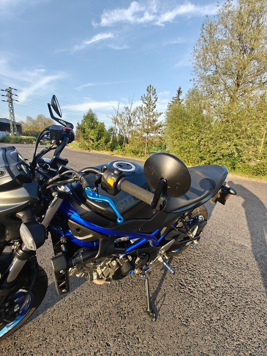 Suzuki SV 650 - 13
