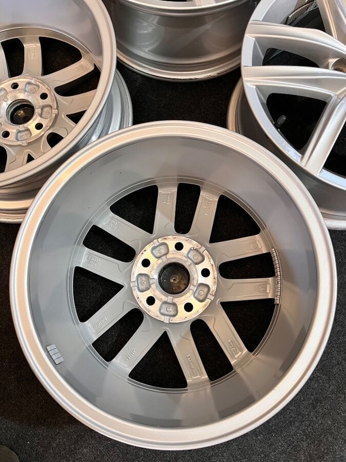 5x112 R16 Originál VW Golf - 13