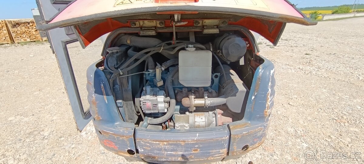 Prodám minibagr Kubota - 13
