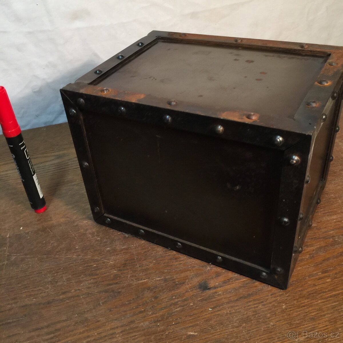kovaná skříňka trezor pokladna poklad kovová truhla - 13