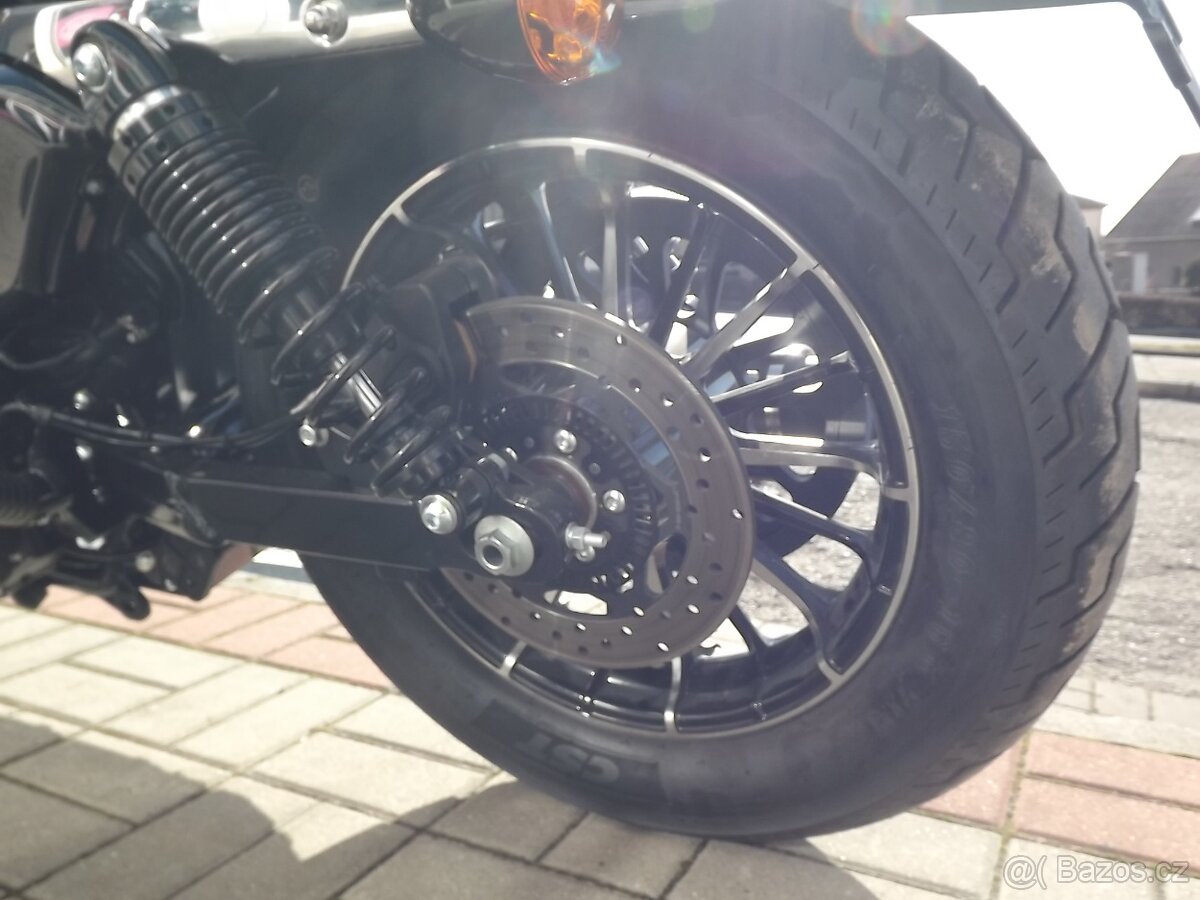 SWM Stormbraker V1200 - 13