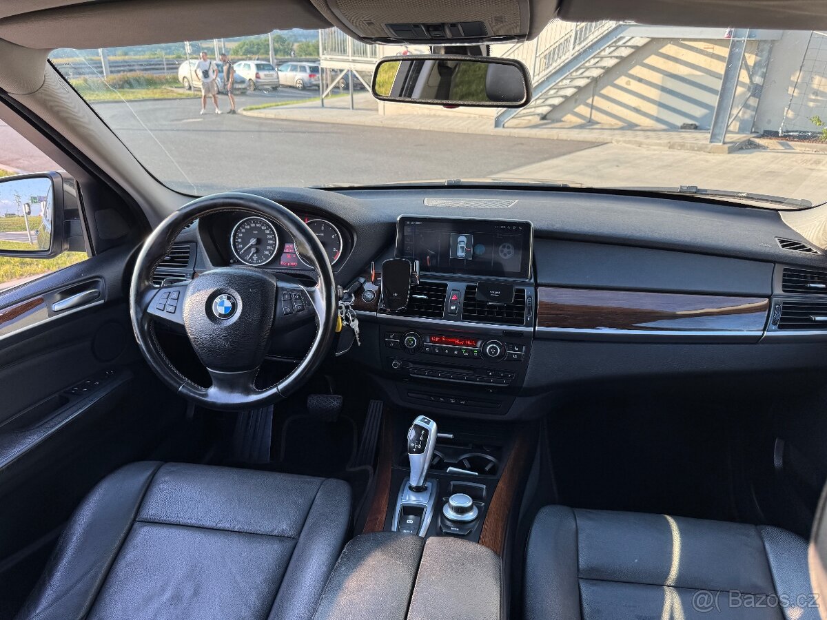 BMW X5 2009 - 13
