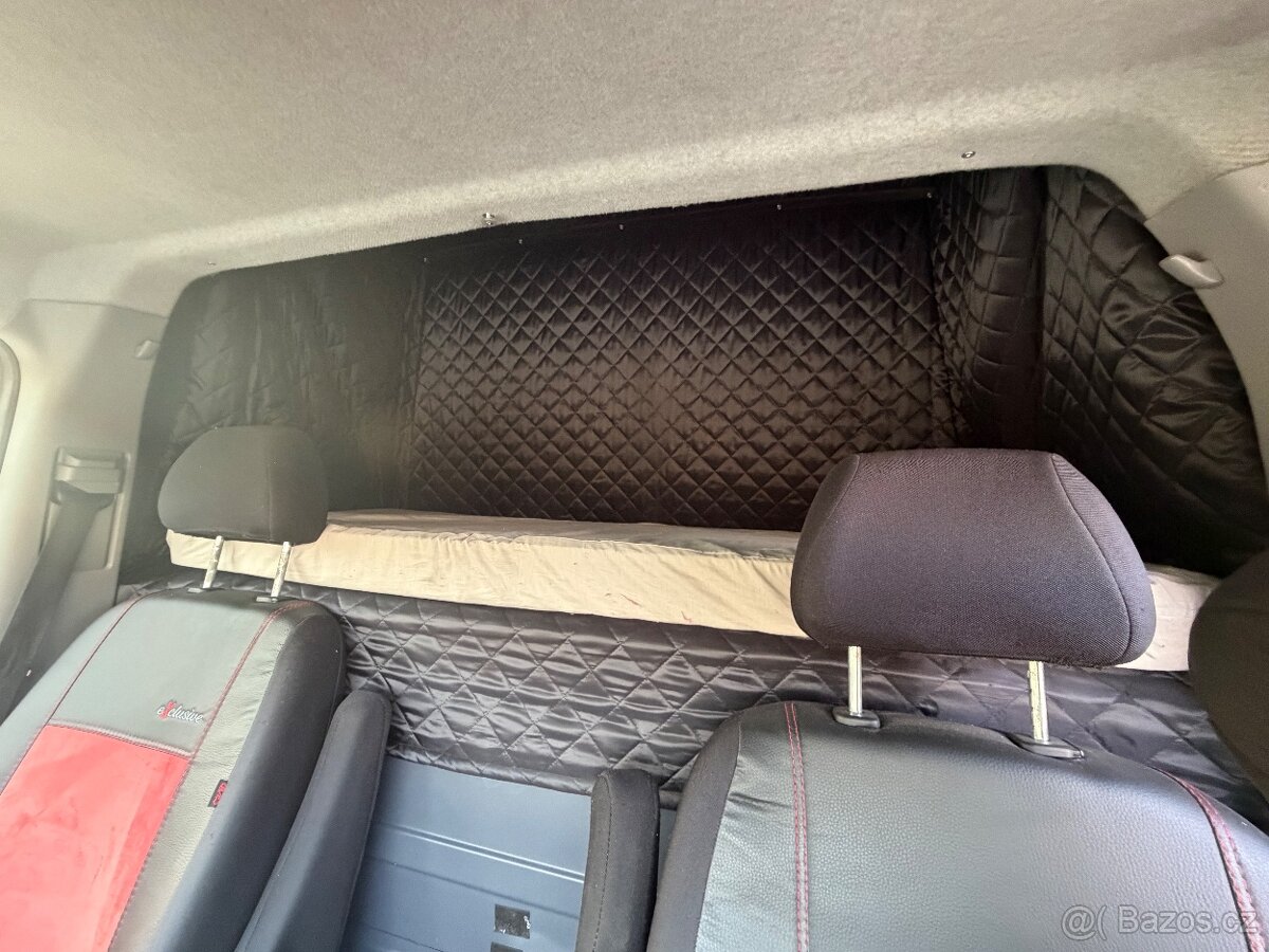 Mercedes-Benz Sprinter 316 CDI | spaní | 2018 - 13