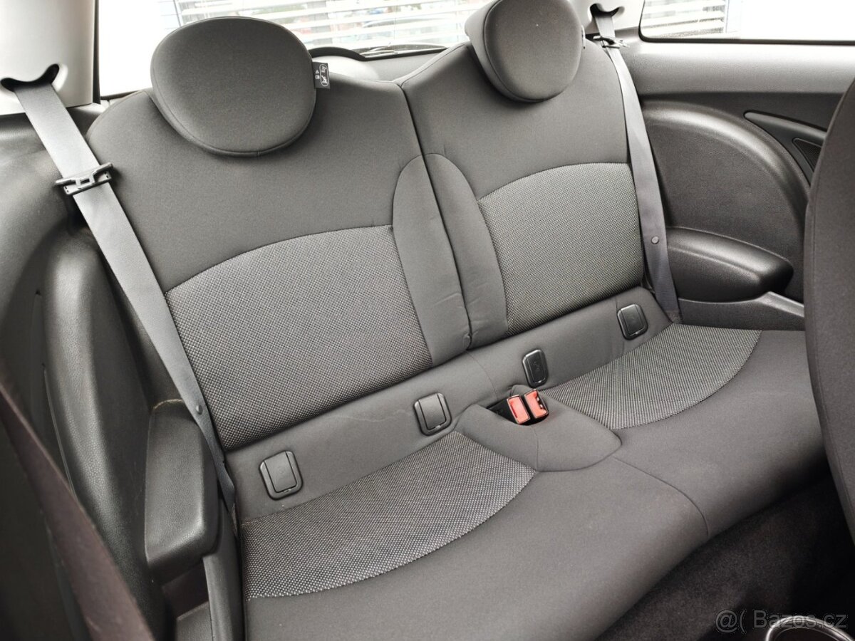 Mini Cooper ONE 1,4i 70Kw - 13