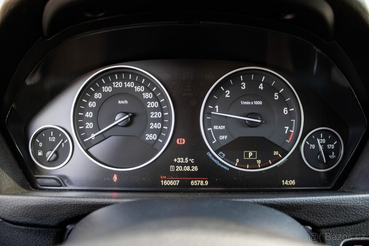 BMW 320i xDrive A/T, 135kW (2015) - 13