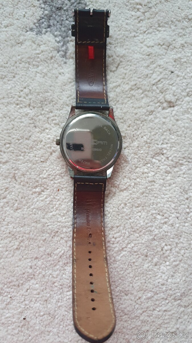 HODINKY_různé typy dámských hodinek od 10Kč - 13