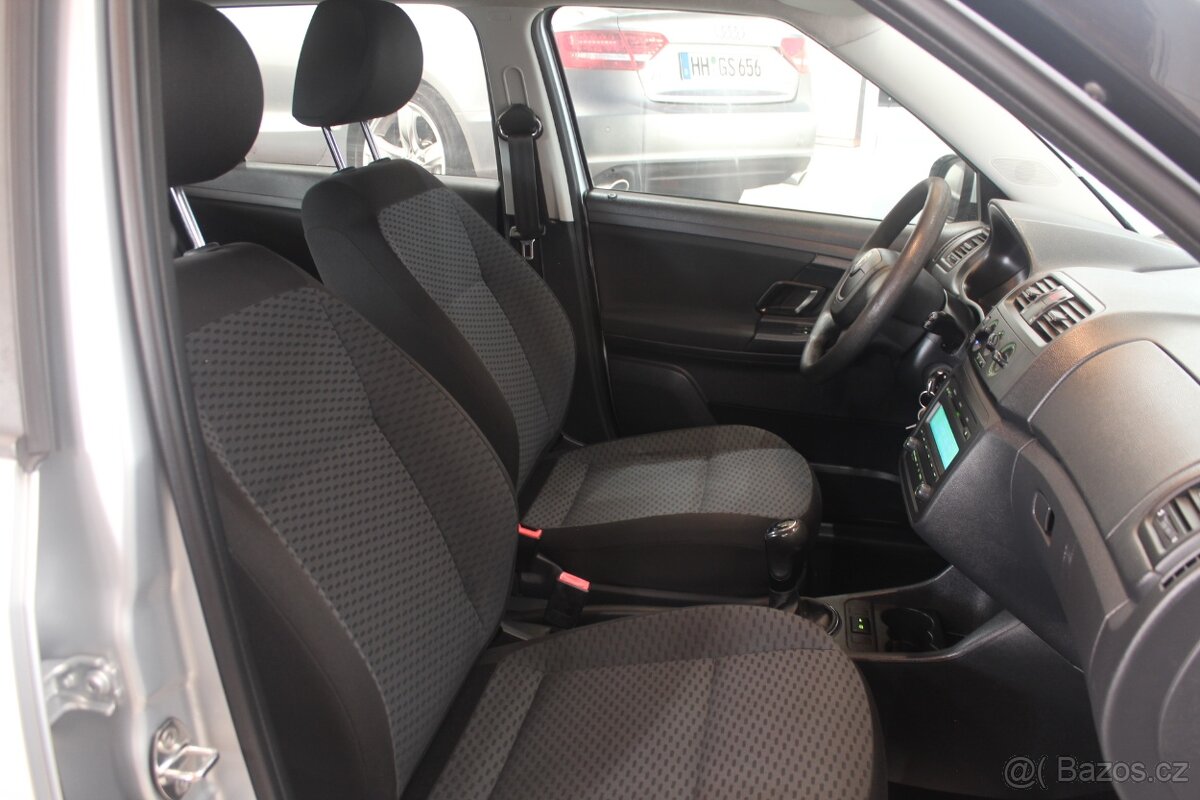 Škoda Fabia 1.2 TSI 63kW 2011 Klima - 13