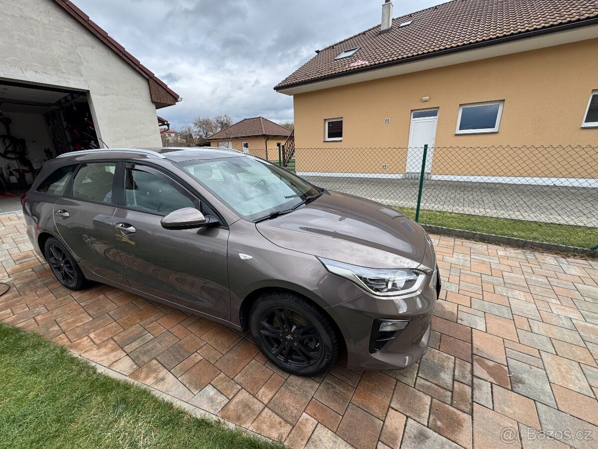Kia ceed sw 2019 - 13