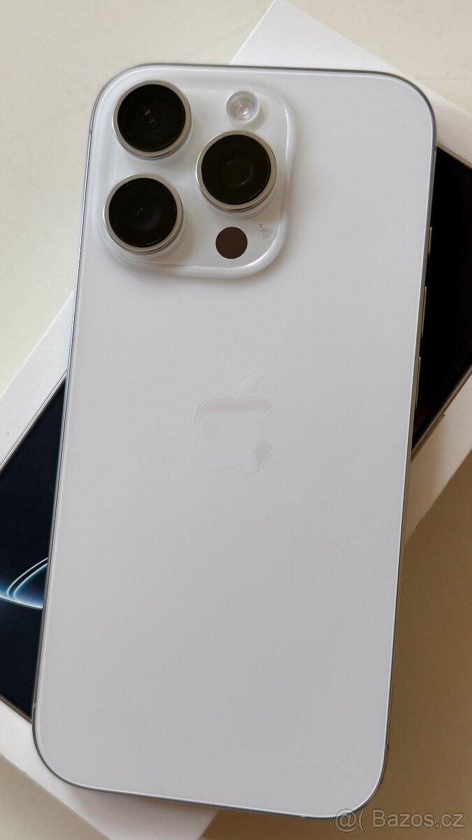 iPhone 16 Pro 256 GB bílý - TOP STAV + 2 ROKY ZÁRUKA - 13