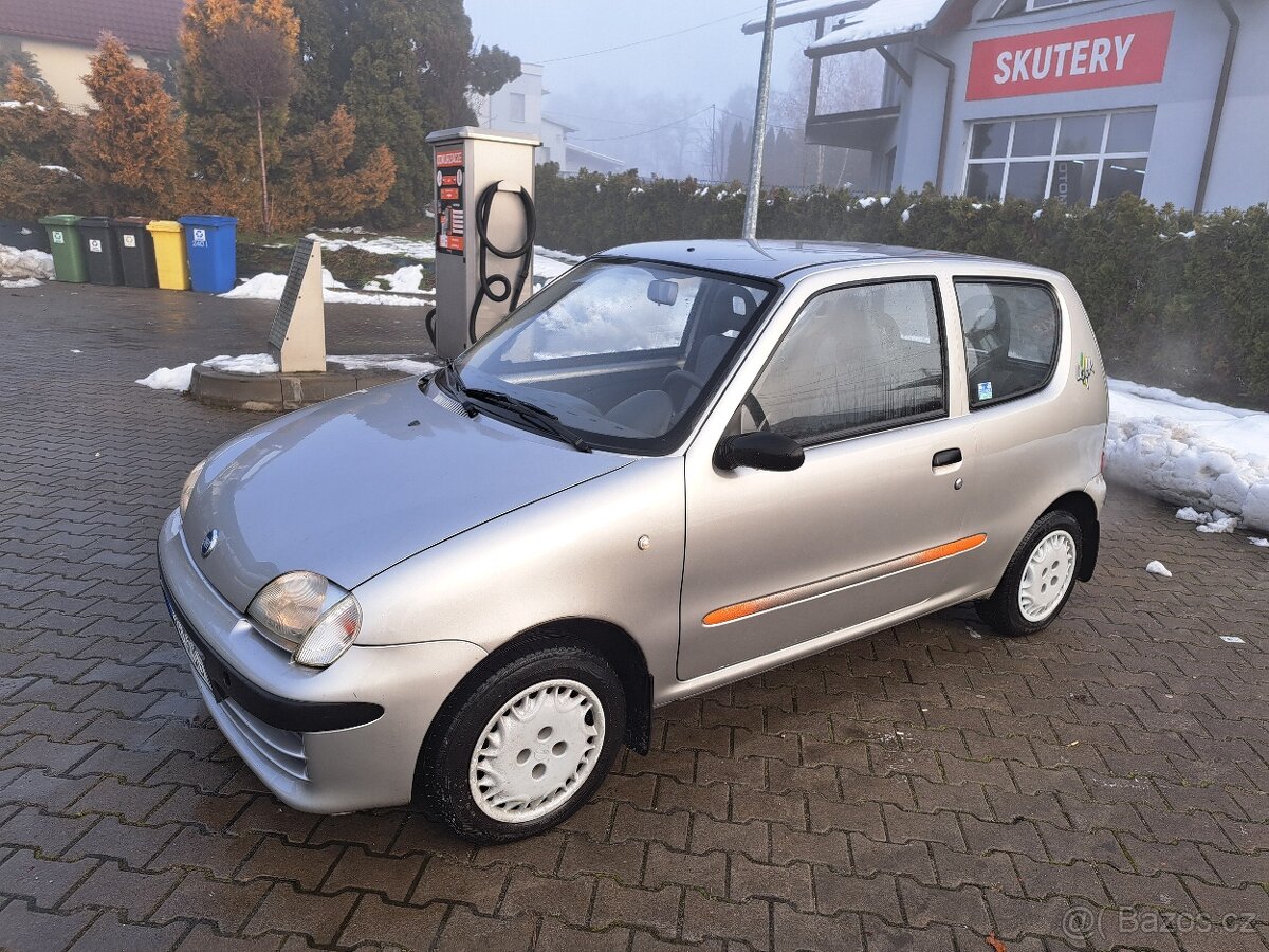 Fiat Secento 1.1 r.v 2003 najeto jen 23tys km serio rdzen - 13