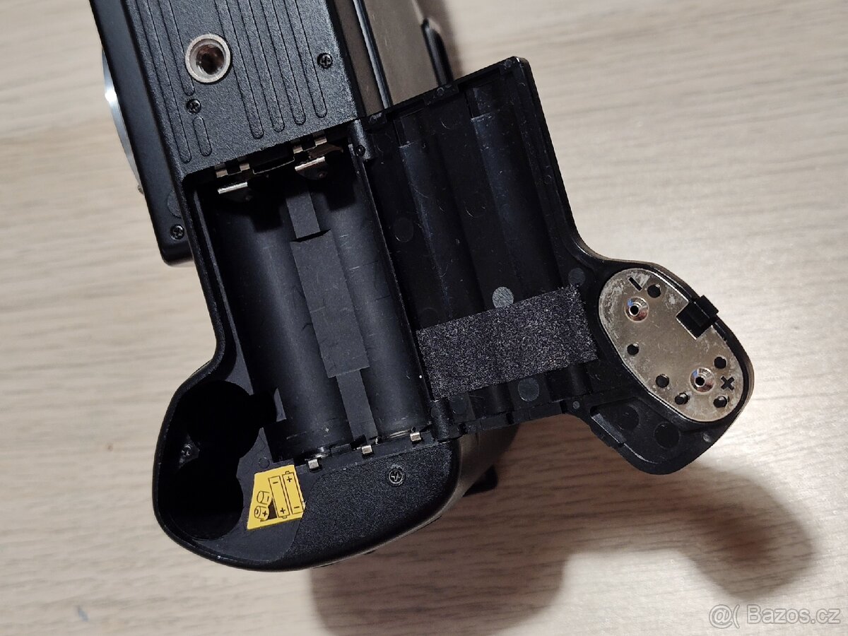 REZERVACE / Kinofilm zrcadlovka Nikon F401 + Tamron 28-200 - 13