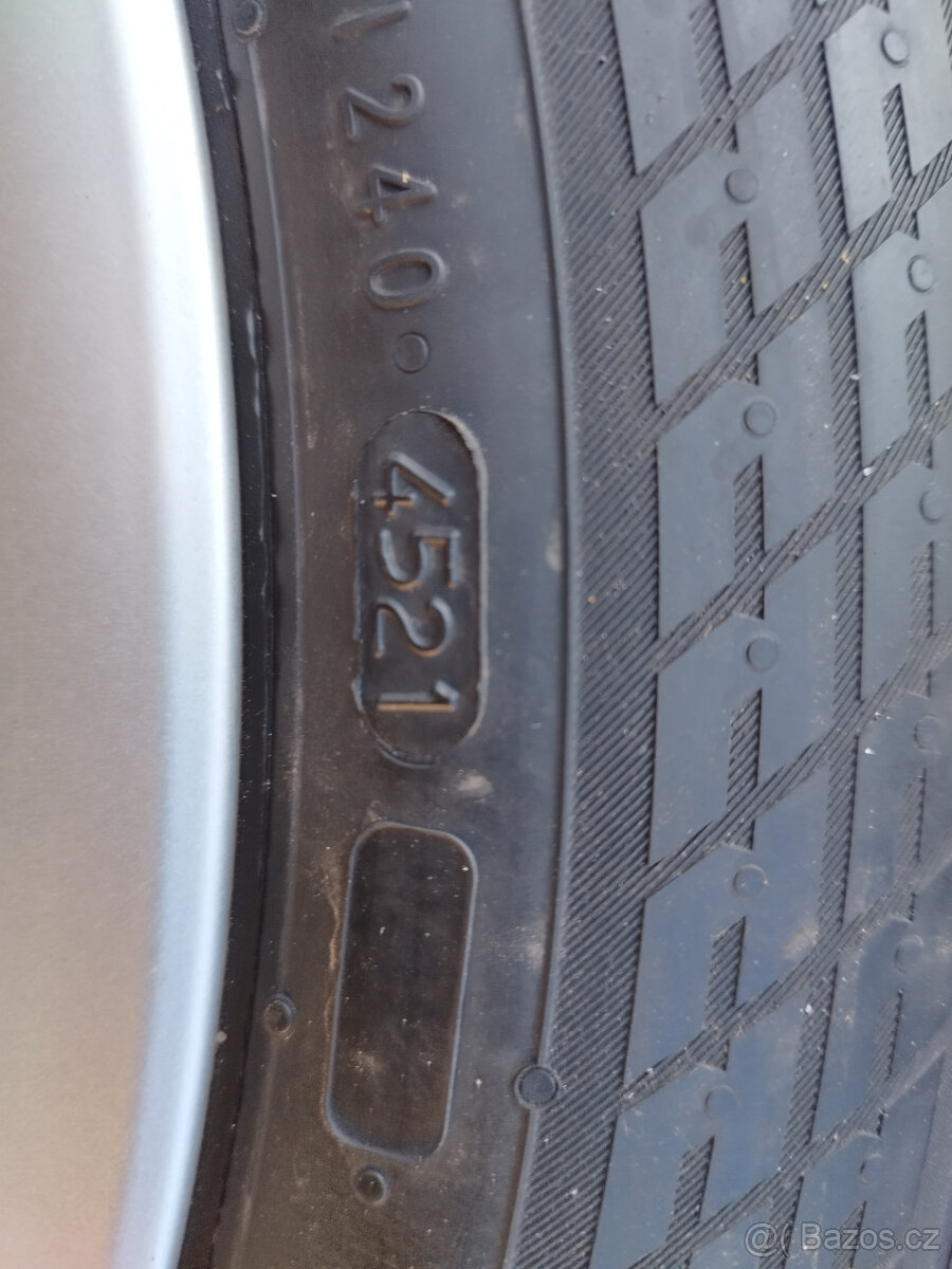 ALU 7x17 ET45 zimni pneu Nokian 225/50 R17 - 13