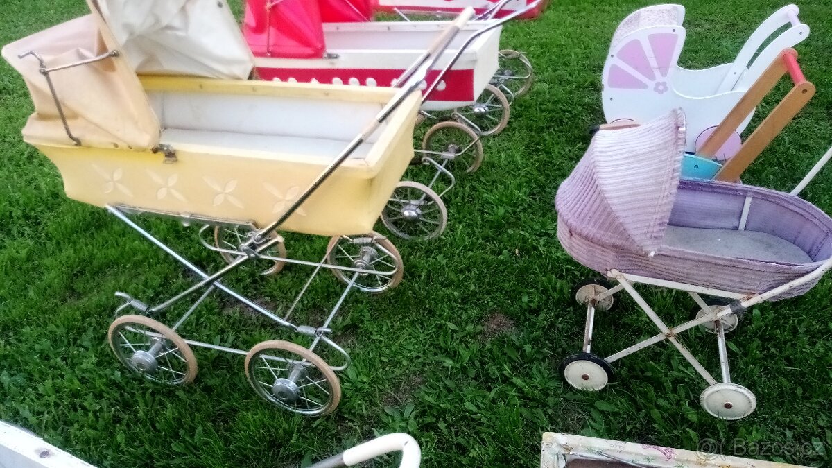 Staré retro dětské kočárky - 13