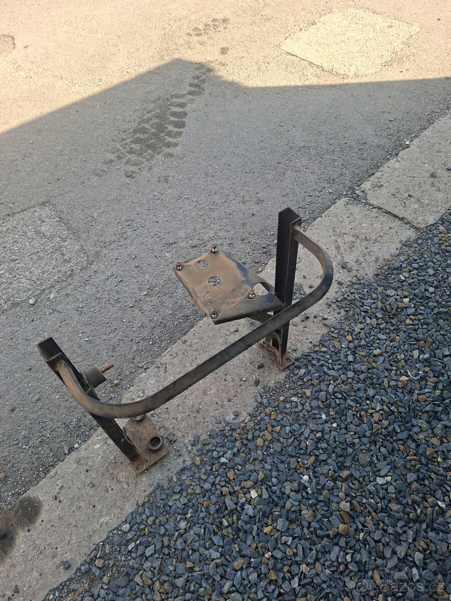 Ramena hydrauliky 7711. 7745. - 13