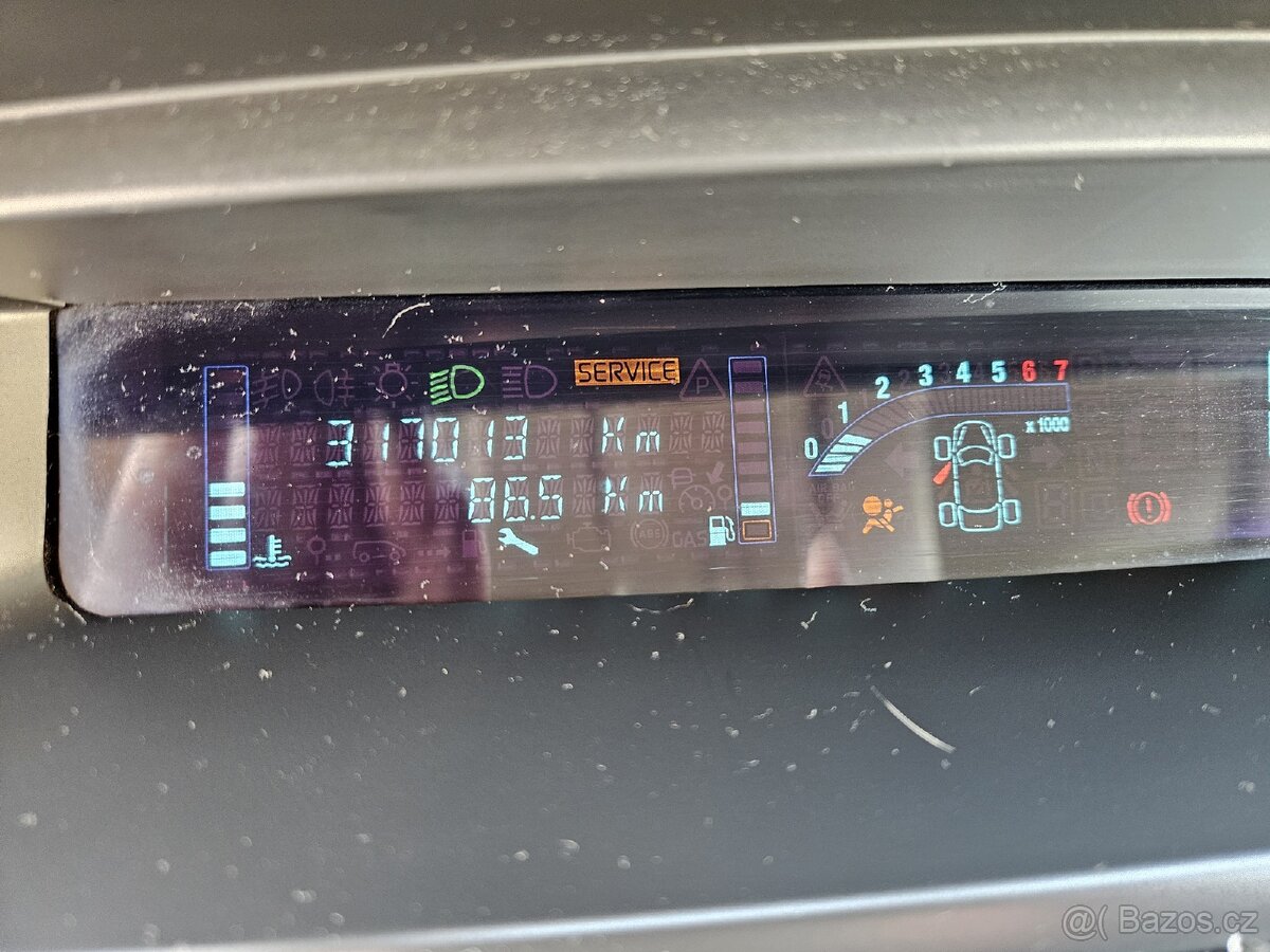 RENAULT GRAND SCENIC 7MÍST - 13