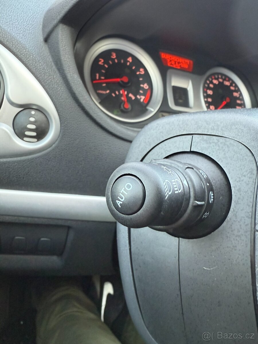 Renault Clio 1.2 - 13