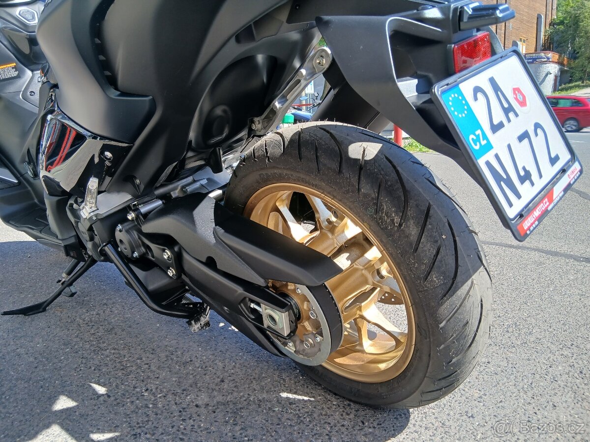 Yamaha T-Max 560 TechMax (2024/34km) - 13